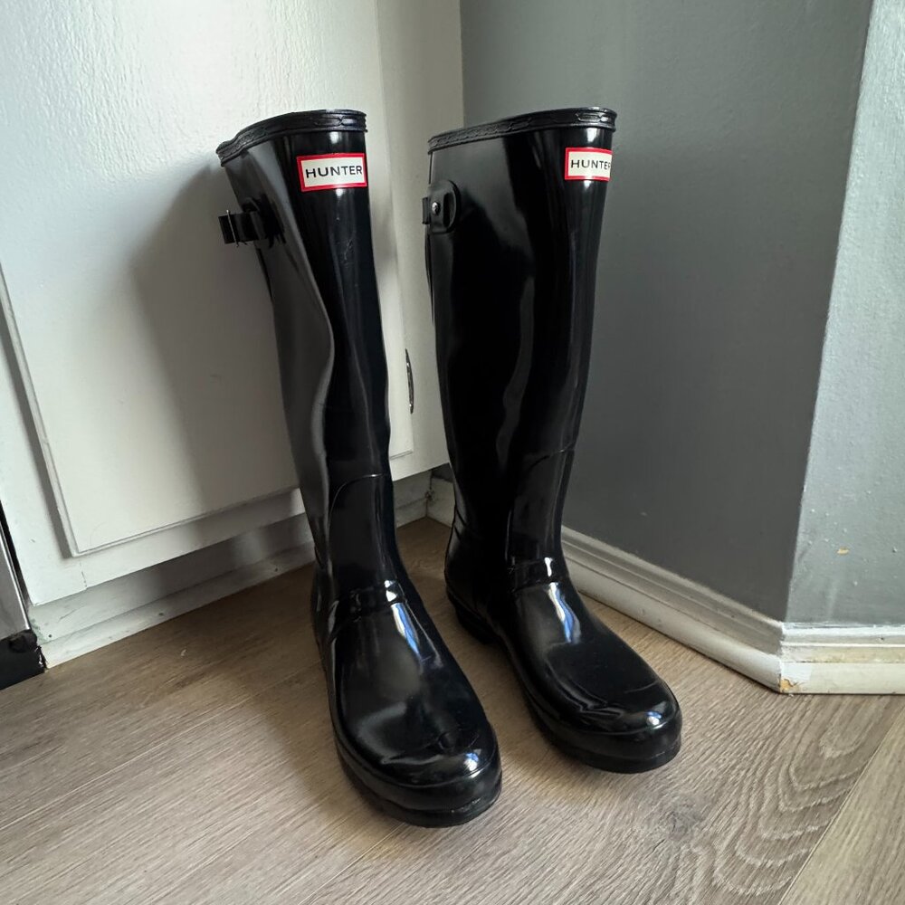 Gloss Black Hunter Rain Boots - Size US 9